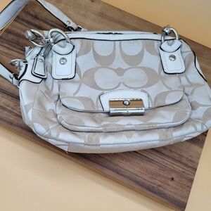 Coach Cream & Beige Bag, Detachable Strap, Double Zip Closure, VERY Substantial